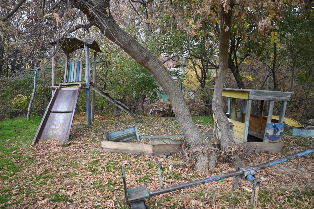 Petiție: Cerem amenajarea unui spațiu de joacă și recreere pe strada Hîrtoape, albia râului Durlești